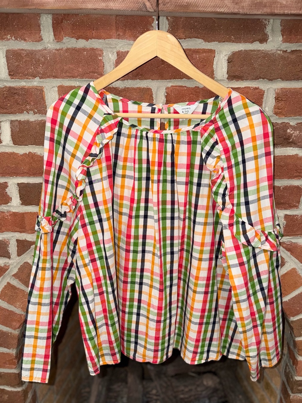 crown & ivy Multicolor Plaid Ruffle-Sleeve Blouse